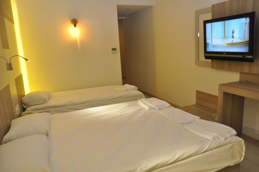 On Hotel Antalya Bagian luar foto